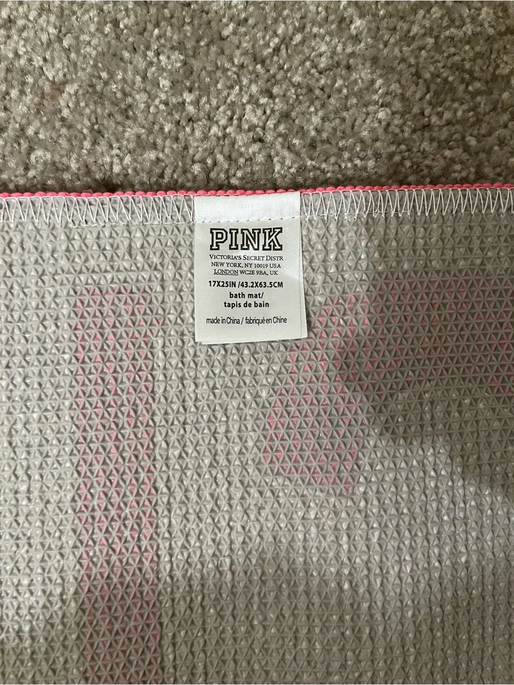 PINK Victoria's Secret Fuchsia and White Tufted Bath Mat